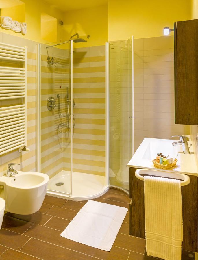 Villa Luisa Rooms And Breakfast Peschiera del Garda Dış mekan fotoğraf