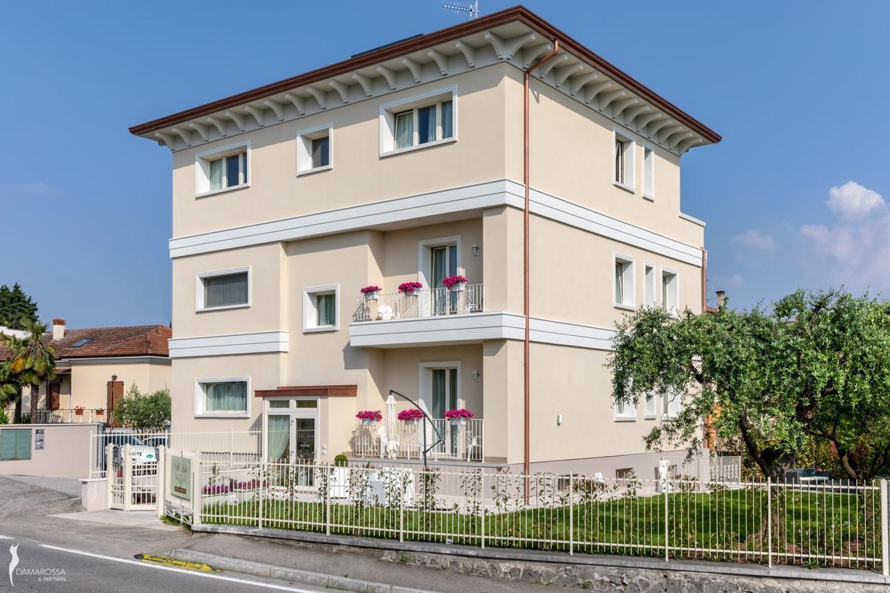 Villa Luisa Rooms And Breakfast Peschiera del Garda Dış mekan fotoğraf